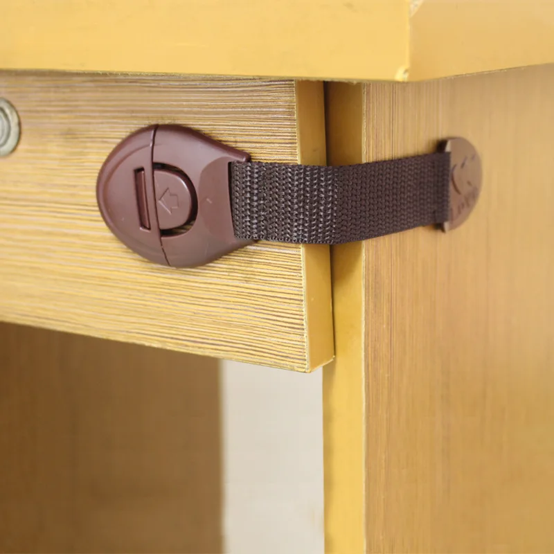 Serrure de sécurité d'armoire  - Furniture Hardware Bolts avis et prix