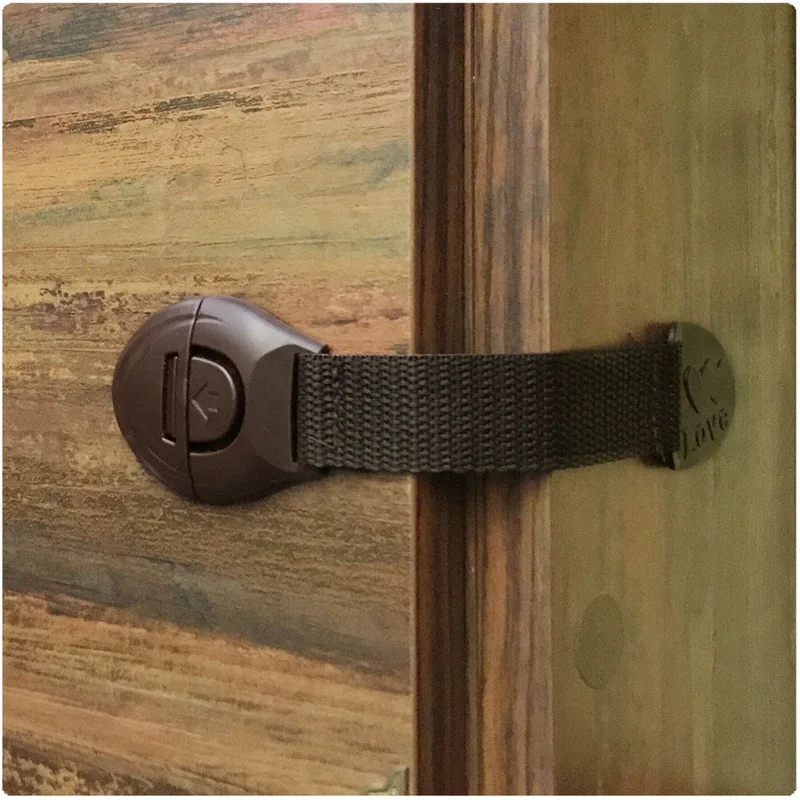 Serrure de sécurité d'armoire  - Furniture Hardware Bolts avis et prix