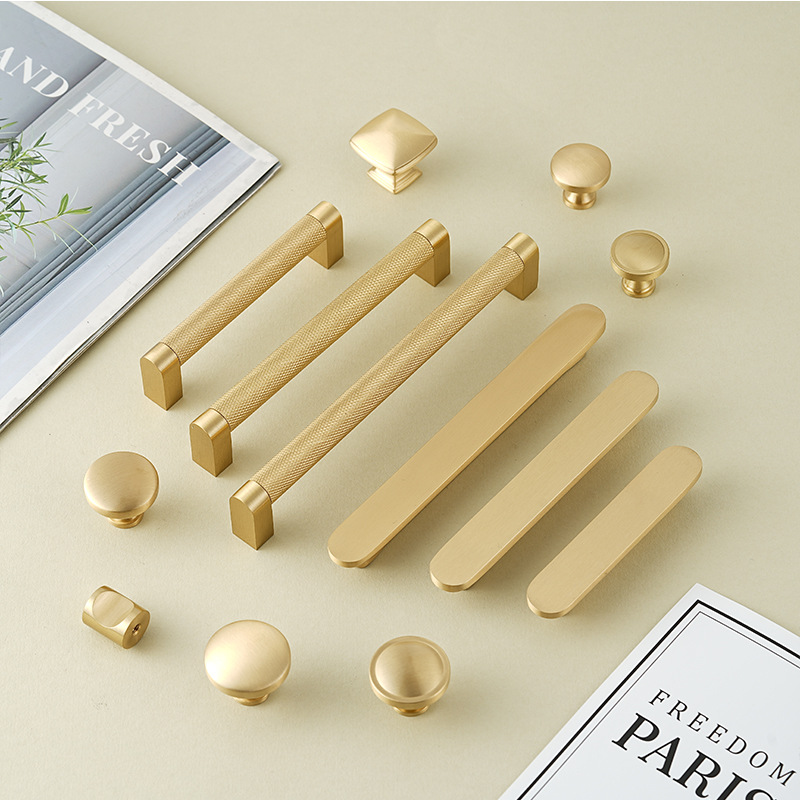 Poignée en laiton roulé haut d - Furniture Hardware High End avis et prix