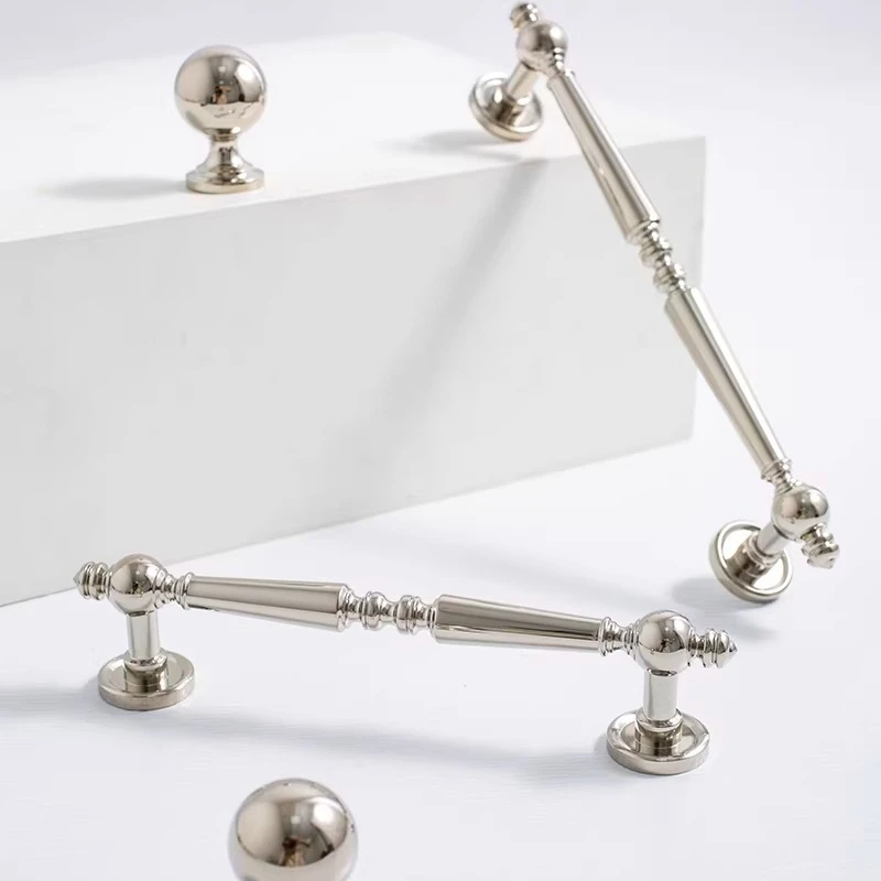 Poignée de porte de meuble ant - Furniture Hardware High End avis et prix